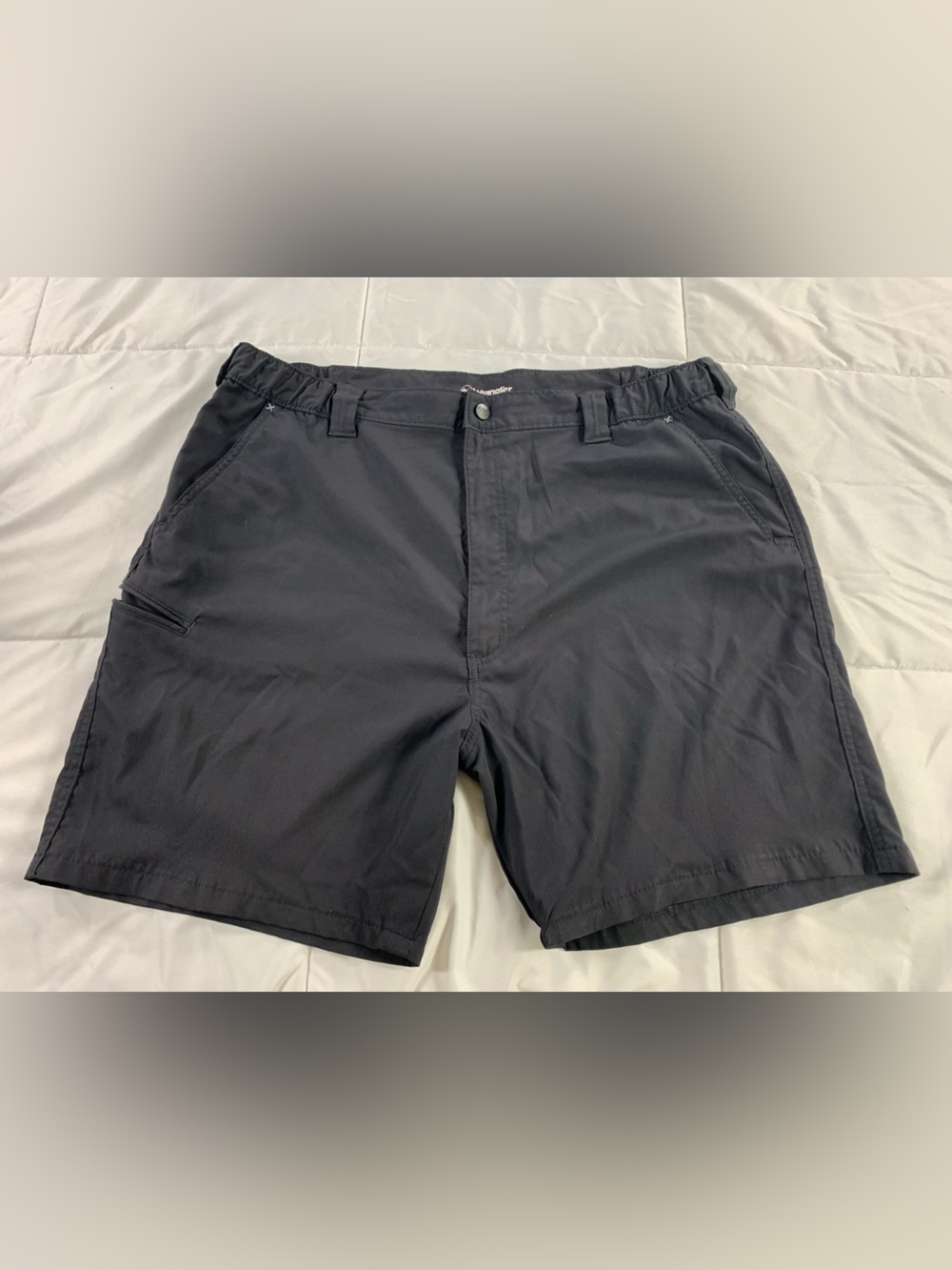 Pre loved WRANGLER shorts mens size 42